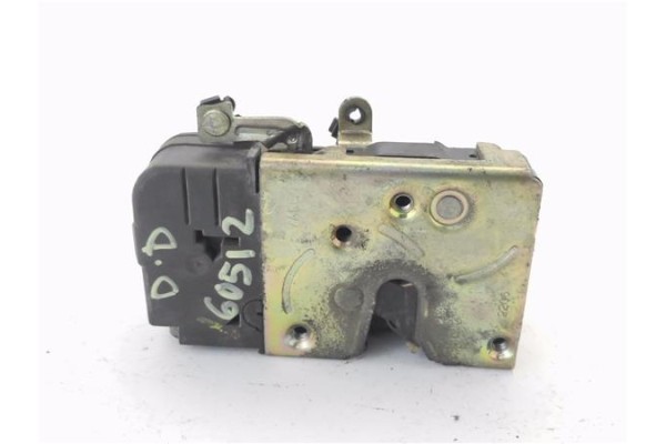 Recambio de cierre electromagnetico delantero derecho para citroen berlingo 1.9 d sx combi referencia OEM IAM 9136P7  