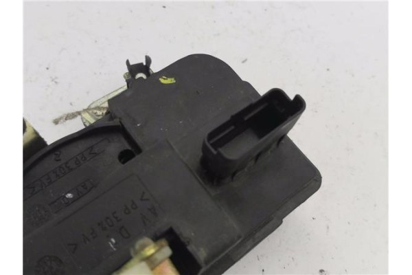 Recambio de cierre electromagnetico delantero derecho para citroen berlingo 1.9 d sx combi referencia OEM IAM 9136P7  