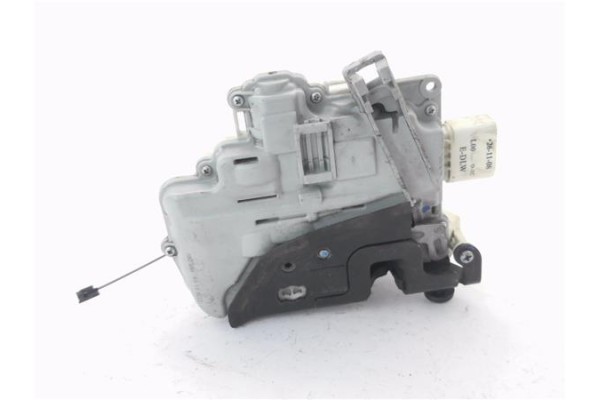 Recambio de cierre electromagnetico delantero izquierdo para seat altea (5p1) 1.9 tdi referencia OEM IAM 1P1837015  