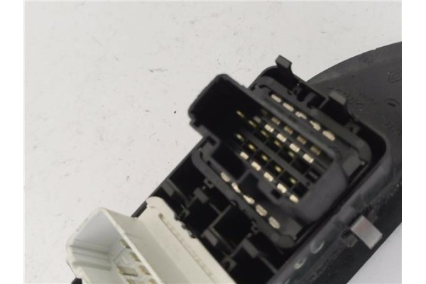 Recambio de mando elevalunas delantero izquierdo para renault laguna ii (bg0) 1.9 dci (bg0g) referencia OEM IAM 8200002445  