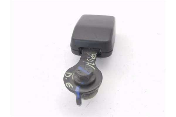 Recambio de anclaje cinturon delantero izquierdo para suzuki swift berlina (sf/ea) 1.3 referencia OEM IAM 8490280E11L8Z  
