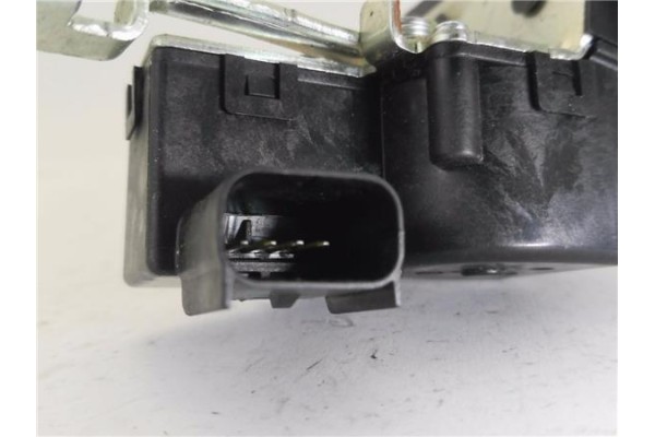 Recambio de cierre electromagnetico porton para hyundai i10 (ia) 1.0 classic referencia OEM IAM 81230B4010  
