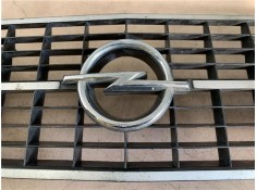 Recambio de rejilla capo para opel kadett e 1.6 d referencia OEM IAM 1320027  