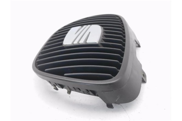 Recambio de rejilla capo para seat cordoba berlina (6l2) 1.4 16v referencia OEM IAM 6L0853651 6L0853654 