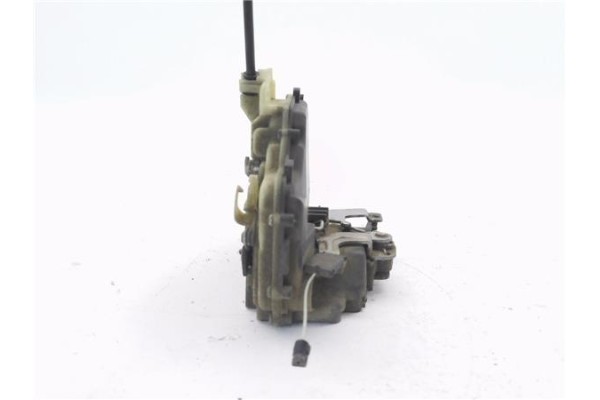 Recambio de cierre electromagnetico delantero derecho para seat cordoba berlina (6l2) 1.4 16v referencia OEM IAM 3B1837016BQ  