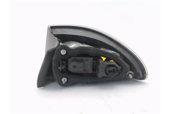 Recambio de piloto trasero izquierdo para seat cordoba berlina (6l2) 1.4 16v referencia OEM IAM 6L5945257  