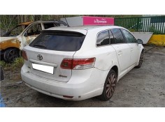 toyota avensis (t27) del año 2010