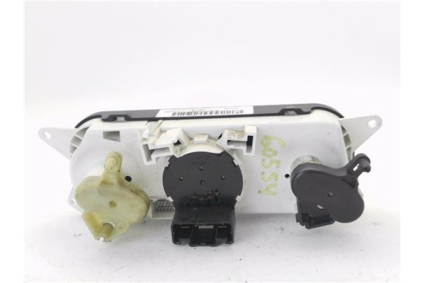 Recambio de mandos calefaccion / a.a. para chrysler pt cruiser 1.6 route 66 referencia OEM IAM P55111844AJ  