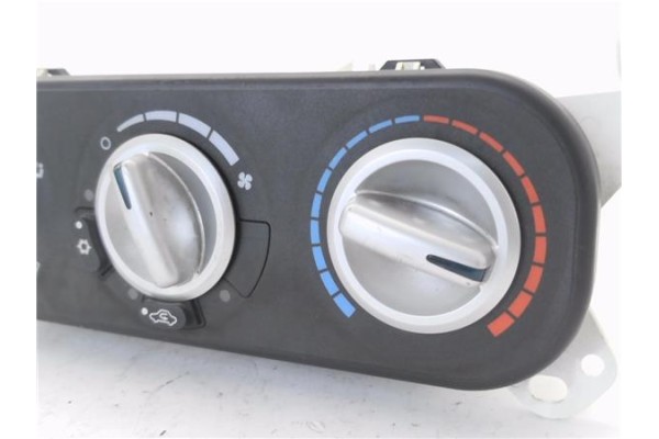 Recambio de mandos calefaccion / a.a. para chrysler pt cruiser 1.6 route 66 referencia OEM IAM P55111844AJ  