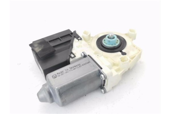 Recambio de motor elevalunas delantero izquierdo para seat cordoba berlina (6l2) 1.4 16v referencia OEM IAM 101387103 104379101 