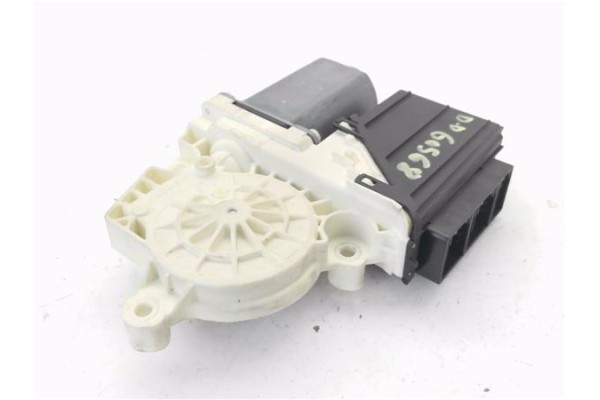 Recambio de motor elevalunas delantero derecho para seat cordoba berlina (6l2) 1.4 16v referencia OEM IAM 101386103  