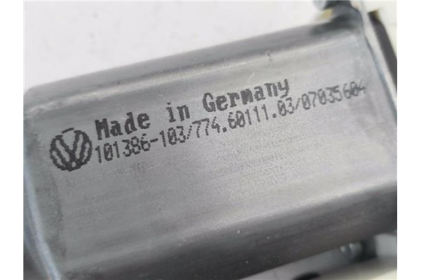 Recambio de motor elevalunas delantero derecho para seat cordoba berlina (6l2) 1.4 16v referencia OEM IAM 101386103  
