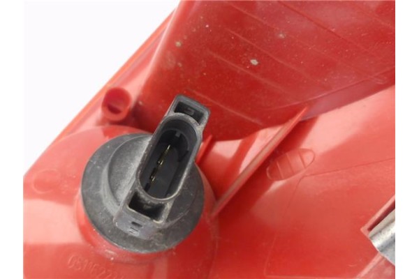 Recambio de piloto trasero izquierdo para chrysler pt cruiser 1.6 route 66 referencia OEM IAM 05116223AA  