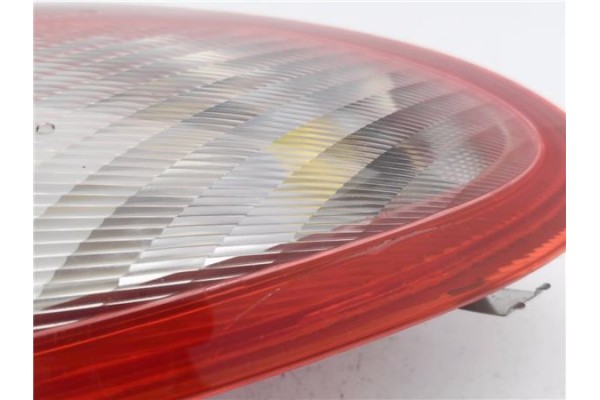 Recambio de piloto trasero izquierdo para chrysler pt cruiser 1.6 route 66 referencia OEM IAM 05116223AA  