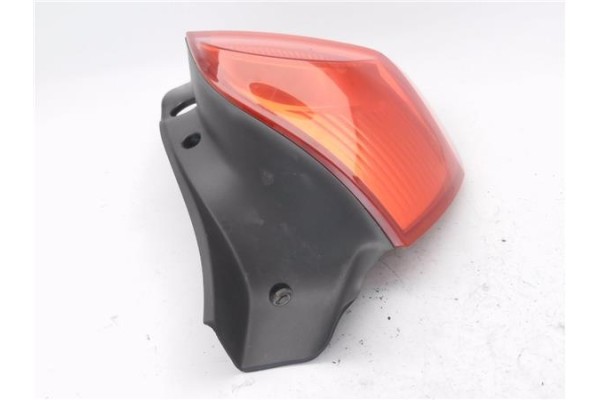 Recambio de piloto trasero izquierdo para renault clio iii 1.5 dci (c/br1g) referencia OEM IAM 89035079  