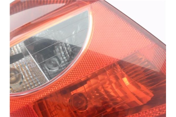 Recambio de piloto trasero izquierdo para renault clio iii 1.5 dci (c/br1g) referencia OEM IAM 89035079  