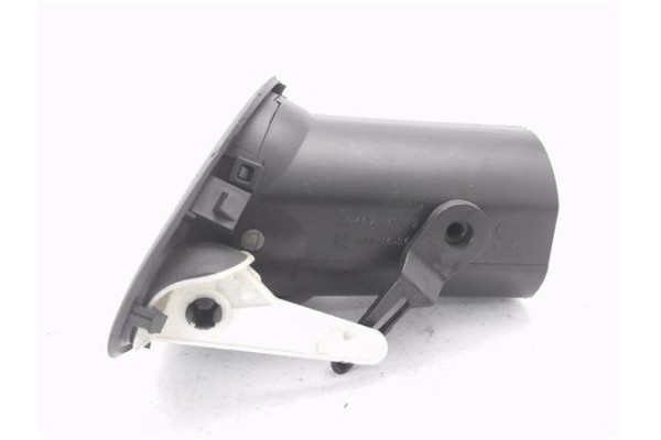 Recambio de rejilla entrada de aire para renault clio iii 1.5 dci (c/br1g) referencia OEM IAM 220407AN  