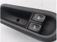 Recambio de mando elevalunas delantero izquierdo para renault clio iii 1.5 dci (c/br1g) referencia OEM IAM 8200356513  