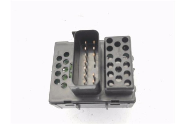 Recambio de mando elevalunas delantero izquierdo para chrysler pt cruiser 1.6 route 66 referencia OEM IAM 74676454  