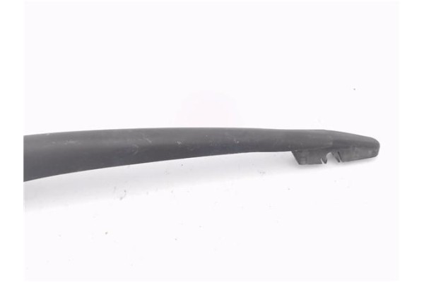 Recambio de brazo limpiaparabrisas trasero para opel zafira a 2.0 dti 16v referencia OEM IAM 90587511  