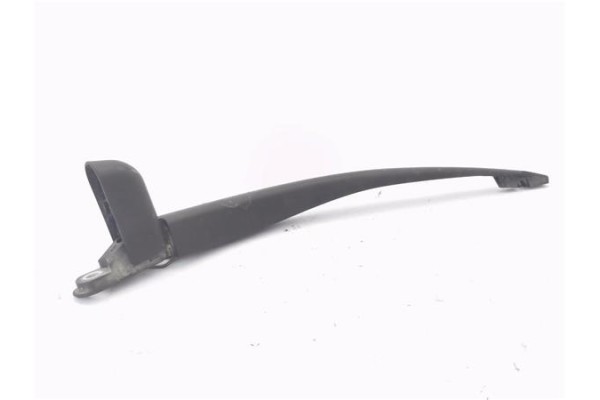 Recambio de brazo limpiaparabrisas trasero para opel zafira a 2.0 dti 16v referencia OEM IAM 90587511  