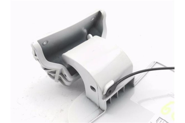 Recambio de tapa exterior combustible para kia stonic (ybcuv) 1.0 edition 7 referencia OEM IAM 31038M6020 69510H8400 