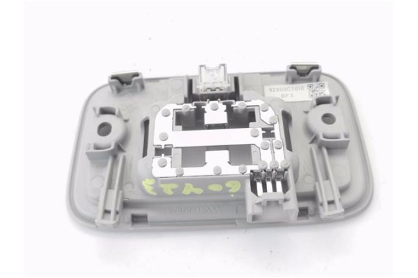 Recambio de luz trasero central techo para kia stonic (ybcuv) 1.0 edition 7 referencia OEM IAM 92850C7010  