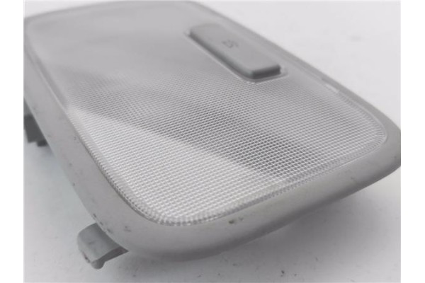 Recambio de luz trasero central techo para kia stonic (ybcuv) 1.0 edition 7 referencia OEM IAM 92850C7010  