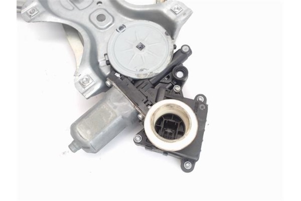 Recambio de elevalunas electrico delantero derecho para toyota avensis (t27) referencia OEM IAM   