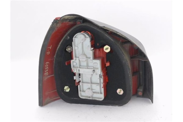 Recambio de piloto trasero derecho para audi a3 (8l) 1.6 ambiente referencia OEM IAM 8L0945096B  