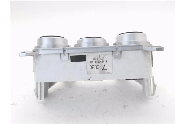 Recambio de mandos climatizador para mazda 5 2.0 referencia OEM IAM K1900CC30  