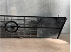 Recambio de rejilla capo para opel kadett e 1.6 d referencia OEM IAM 1320027  