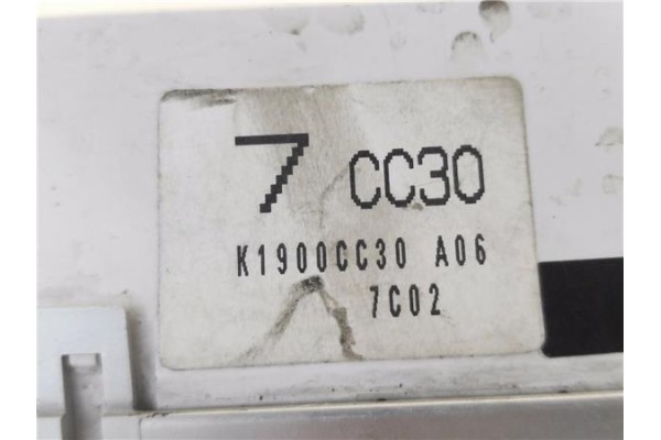 Recambio de mandos climatizador para mazda 5 2.0 referencia OEM IAM K1900CC30  