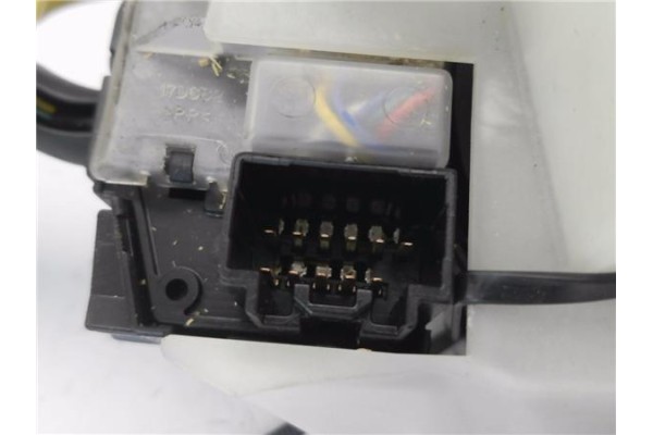 Recambio de mando intermitencia para mazda 5 2.0 referencia OEM IAM 17D682  