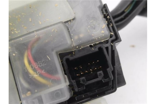 Recambio de mando intermitencia para mazda 5 2.0 referencia OEM IAM 17D682  
