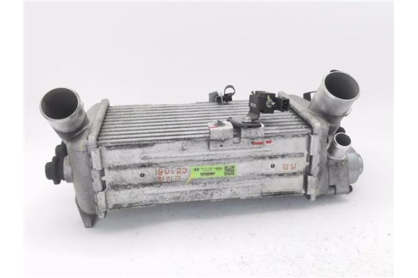 Recambio de intercooler para kia stonic (ybcuv) 1.0 edition 7 referencia OEM IAM 2827004610  