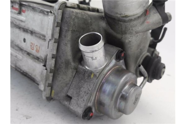 Recambio de intercooler para kia stonic (ybcuv) 1.0 edition 7 referencia OEM IAM 2827004610  
