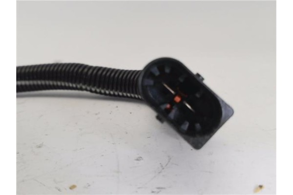 Recambio de bomba servodireccion para citroen saxo 1.6 vts 16v referencia OEM IAM 183042610P  