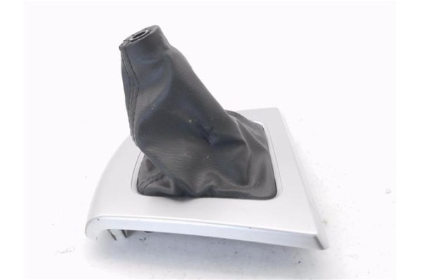 Recambio de guardapolvo palanca cambio para mazda 5 2.0 referencia OEM IAM CC2964341  