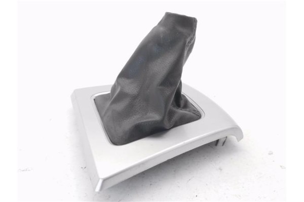 Recambio de guardapolvo palanca cambio para mazda 5 2.0 referencia OEM IAM CC2964341  