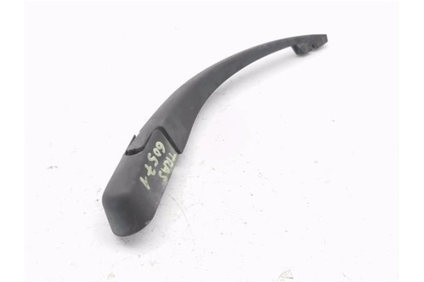 Recambio de brazo limpiaparabrisas trasero para peugeot 107 1.4 hdi referencia OEM IAM 85240OHO10  