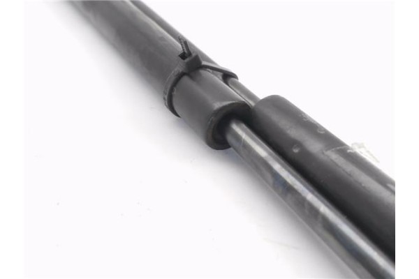 Recambio de amortiguador porton para peugeot 107 1.4 hdi referencia OEM IAM 08410350  