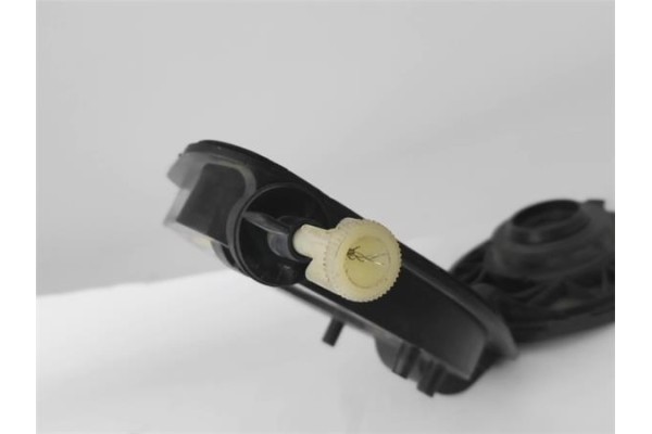 Recambio de tapa exterior combustible para peugeot 309 ii (3c, 3a) 1.1 referencia OEM IAM 9751823280  