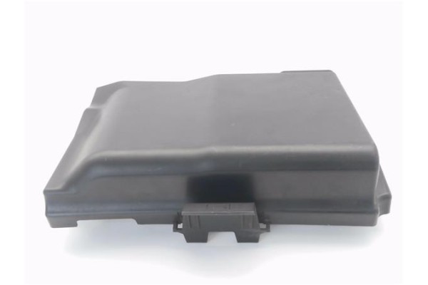 Recambio de tapa bateria para volkswagen polo iv (9n1) 1.4 16v referencia OEM IAM 6Q0915429D 6Q0937550 