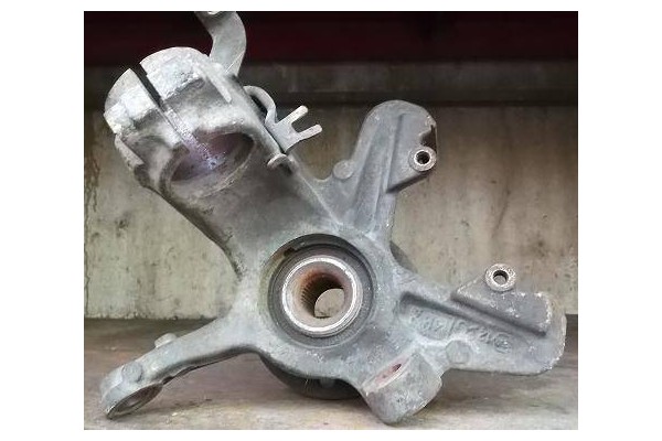 Recambio de mangueta delantero izquierda para volkswagen polo iv (9n1) 1.4 16v referencia OEM IAM   