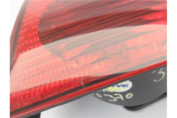 Recambio de piloto trasero derecho para volkswagen polo iv (9n1) 1.4 16v referencia OEM IAM 6Q6945258A 6Q6945096G 