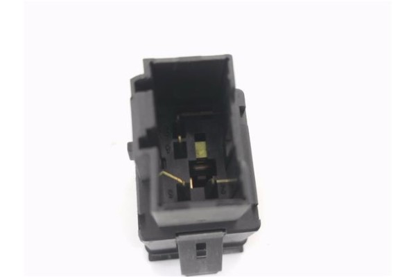 Recambio de interruptor luces emergencia para volkswagen polo iv (9n1) 1.4 16v referencia OEM IAM 6Q0953235  