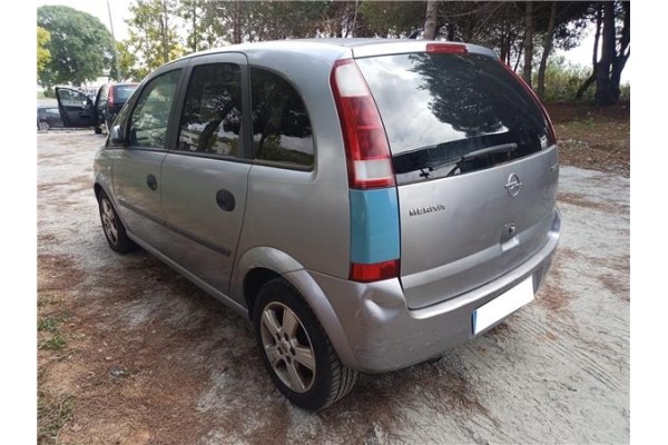 opel meriva del año 2004