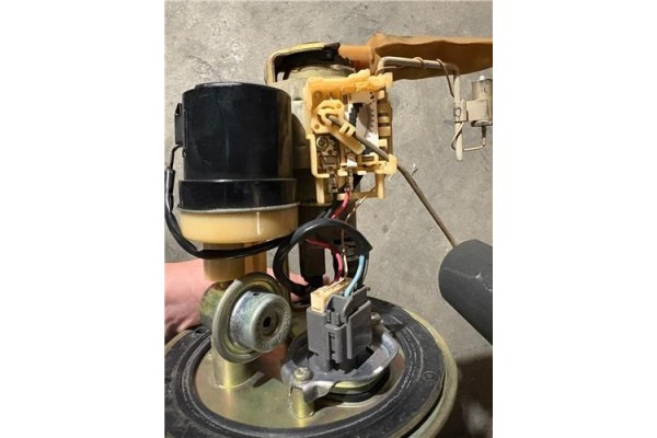 Recambio de bomba combustible para toyota corolla (e11) 1.6 16v (zze112_) referencia OEM IAM 7720312280  