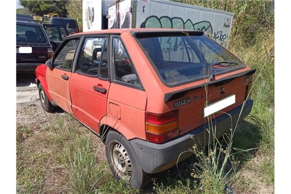 seat ibiza del año 1986